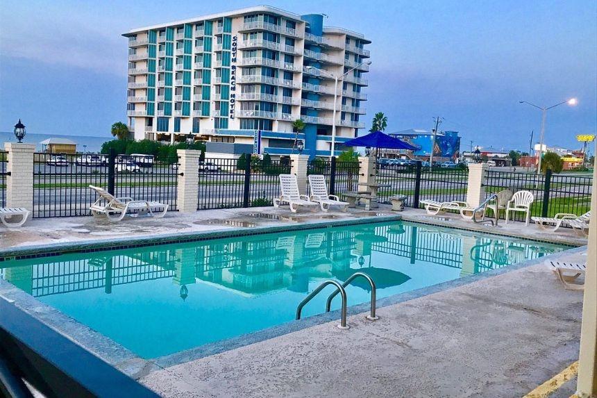 Beach hotels in Biloxi
