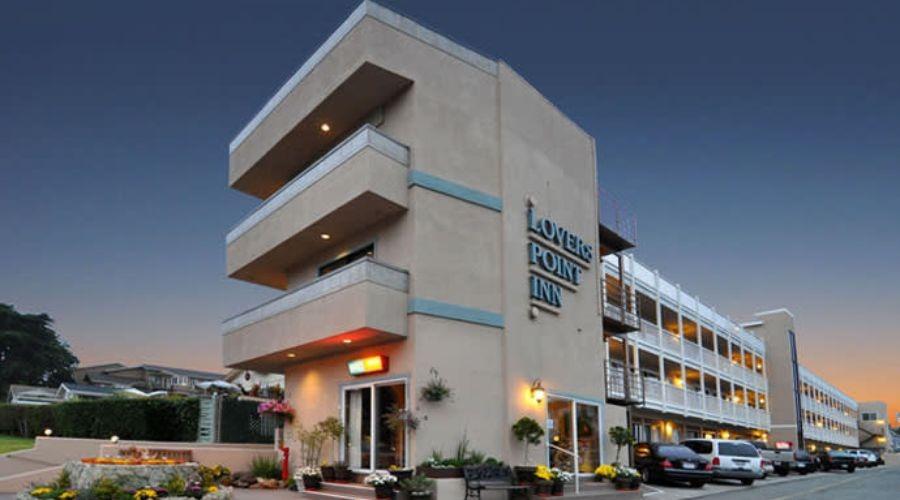 Lovers Point Inn