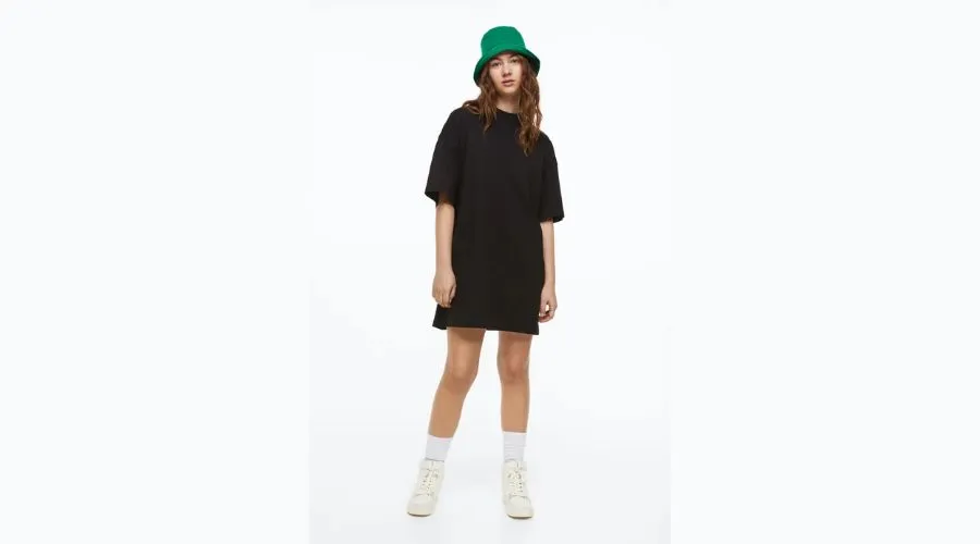 Oversized T-shirt dress