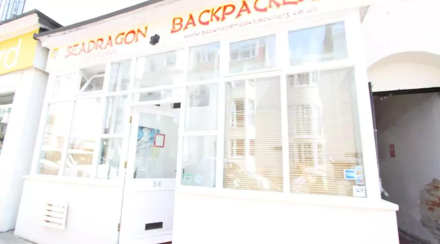 Seadragon Backpackers