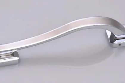 Door handle