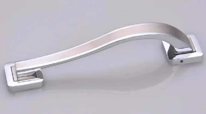 Door handle