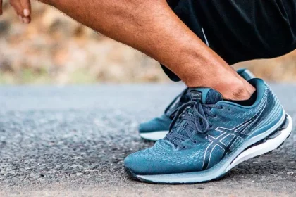 asics mens running shoes