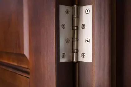 Door hinges
