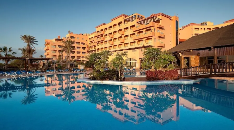 Elba Sara Beach & Golf Resort