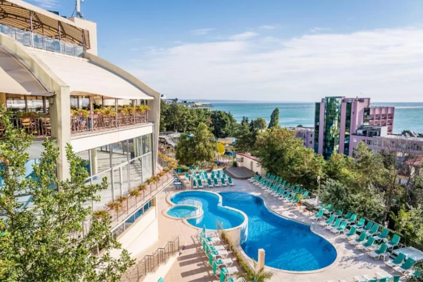 Golden Beach Hotel