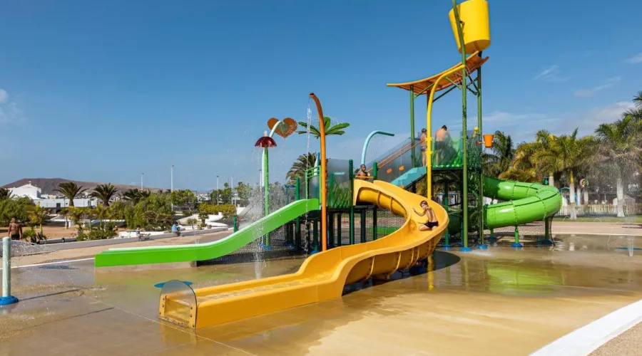 THB Tropical Island W