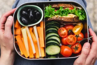 Vegetarian meal boxes