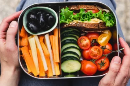 Vegetarian meal boxes