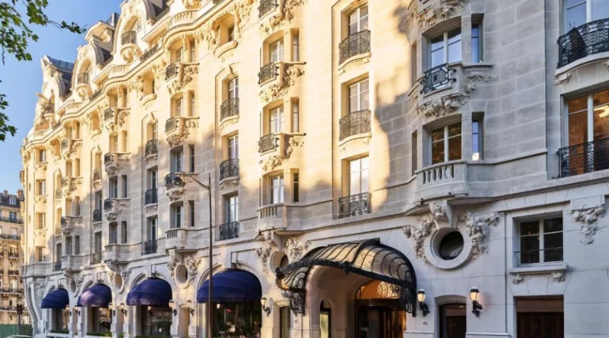 Hotel In Paris