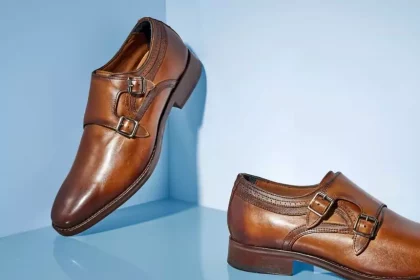 Men's leather shoes