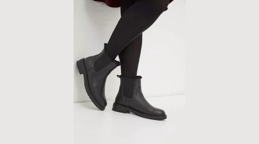Blake fur lined Chelsea boot