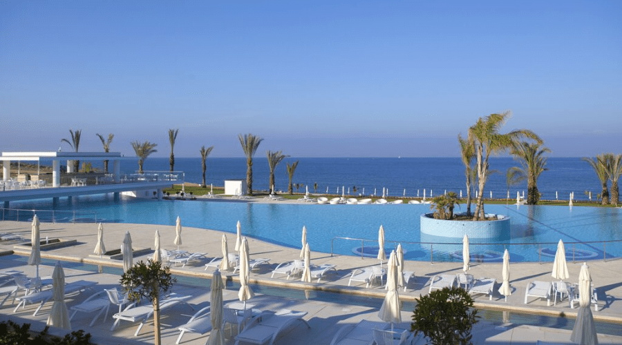 King Evelthon Beach Hotel and Resort