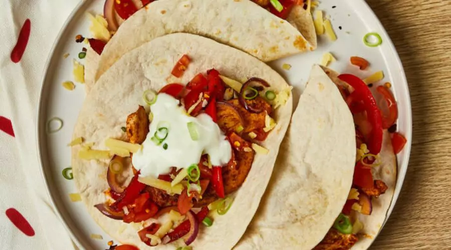 Sweet 'N' Smoky BBQ Chicken Fajitas