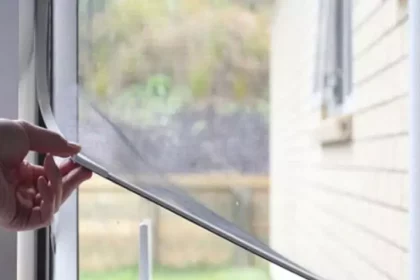 Magnetic mosquito net