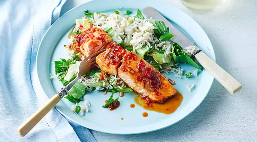Sweet Chili Salmon & sesame Pak Choi 