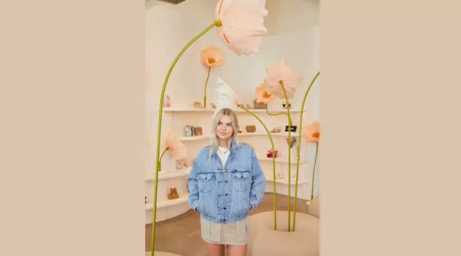 90s Trucker Light Wash Denim Jacket