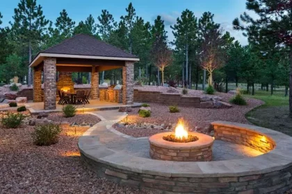 Gas fire pit for garden