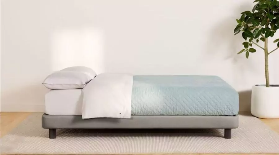 Upholstered bed frame