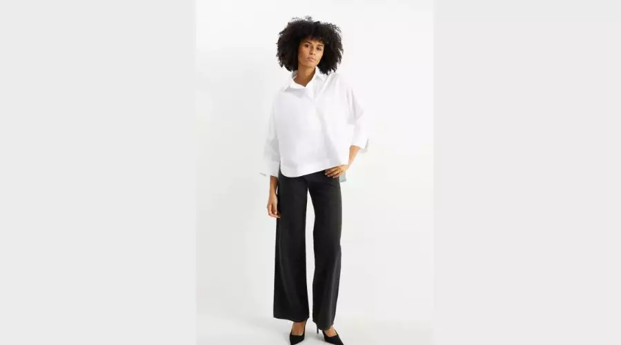 Wide Leg Jeans - High Waist