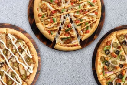 Domino's pizza sizes and slices