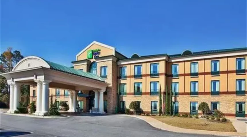 Hotels in macon ga