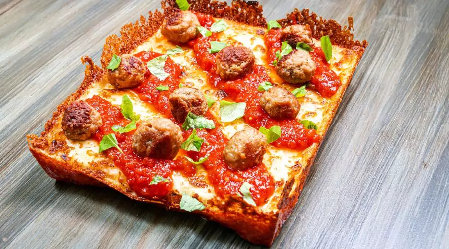Meatball Marinara Marvel Pizza Breakdown