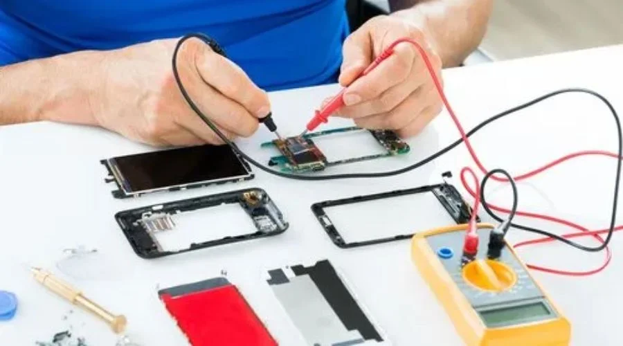 Phone repair services 