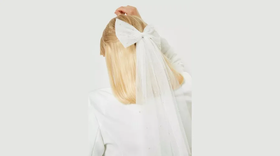 Large Pearl Bow Veil with bridal touch