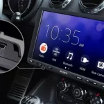 Touchscreen car stereo