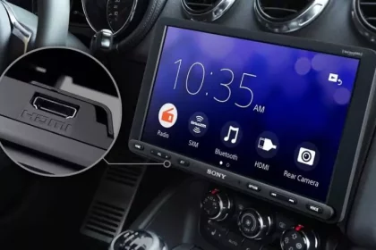 Touchscreen car stereo