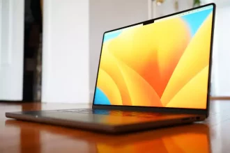 MacBook Pro M2 comparison