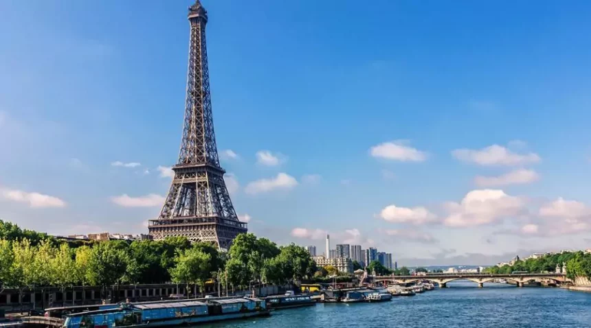 Paris travel packages