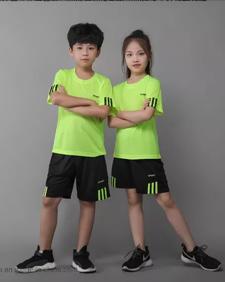 beste Sportbekleidung und Sportschuhe für Kinder | Nowandlive