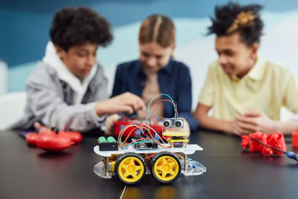 AI classes for kids | Nowandlive