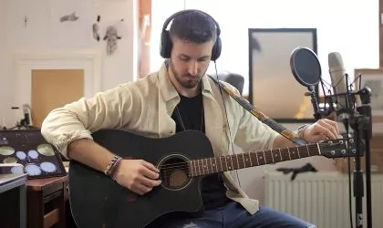 best acoustic guitars | Nowandlive