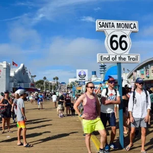 Los Angeles and Hollywood Small Group Day Tour from Las Vegas