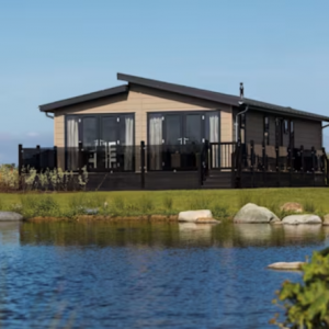 _Remote Countryside Cottages (1)